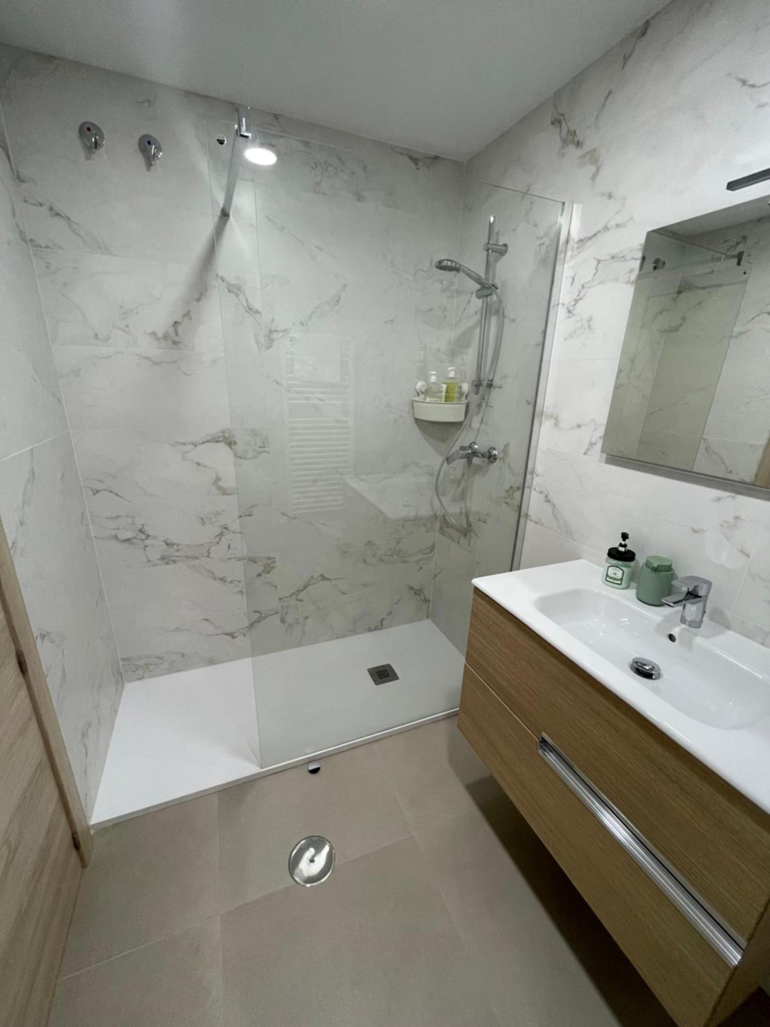Fantastico Apartamento Trajano Parking Gratuito Granada Exteriér fotografie
